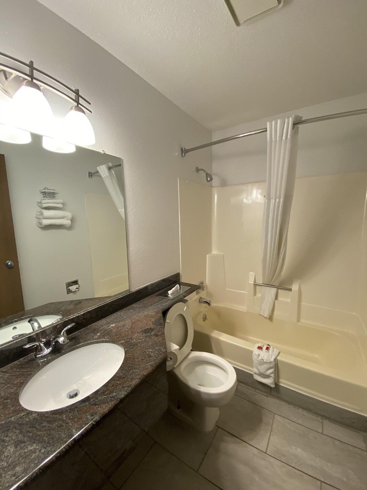 ทราเวลลอดจ์ ลา ปอร์เต/ มิชิแกน ซิตี้ แอเรีย Hotel La Porte ภายนอก รูปภาพ